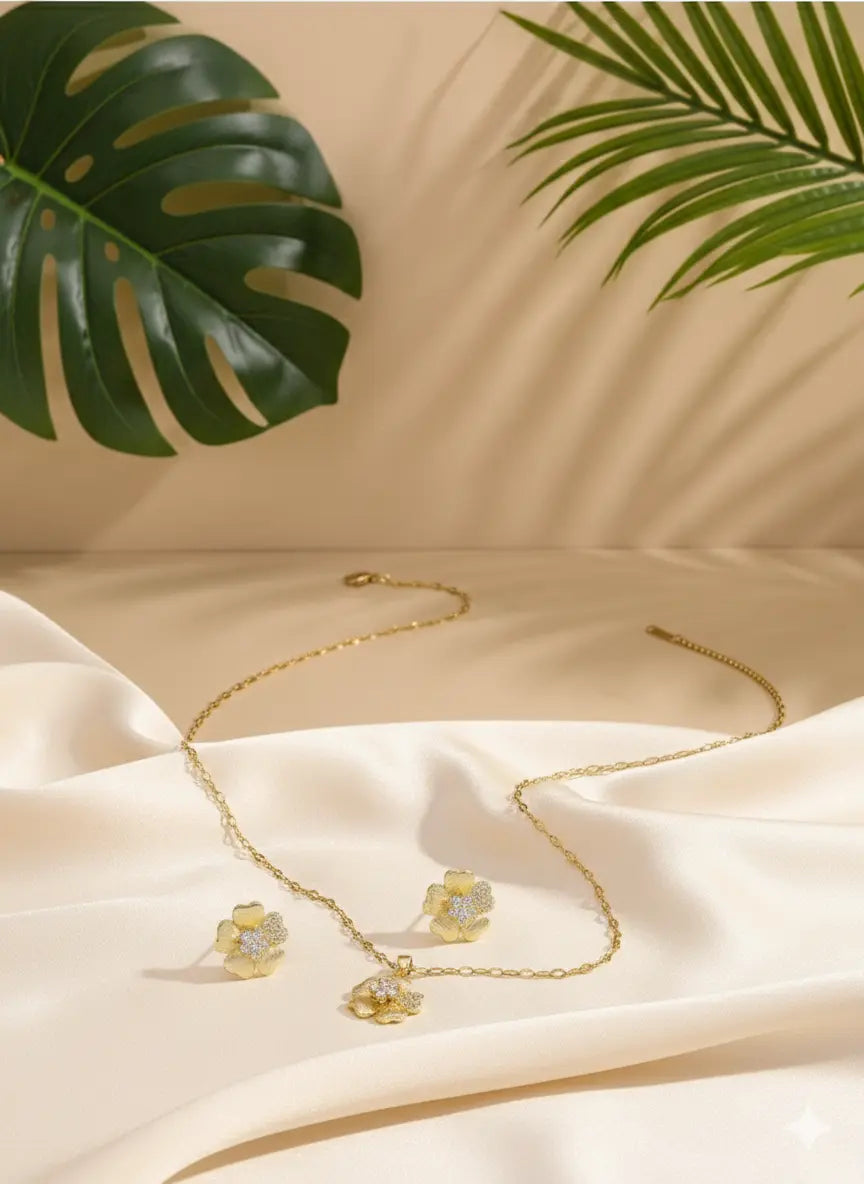 Parure Florale Dorée – Acier Inoxydable & Strass UMII