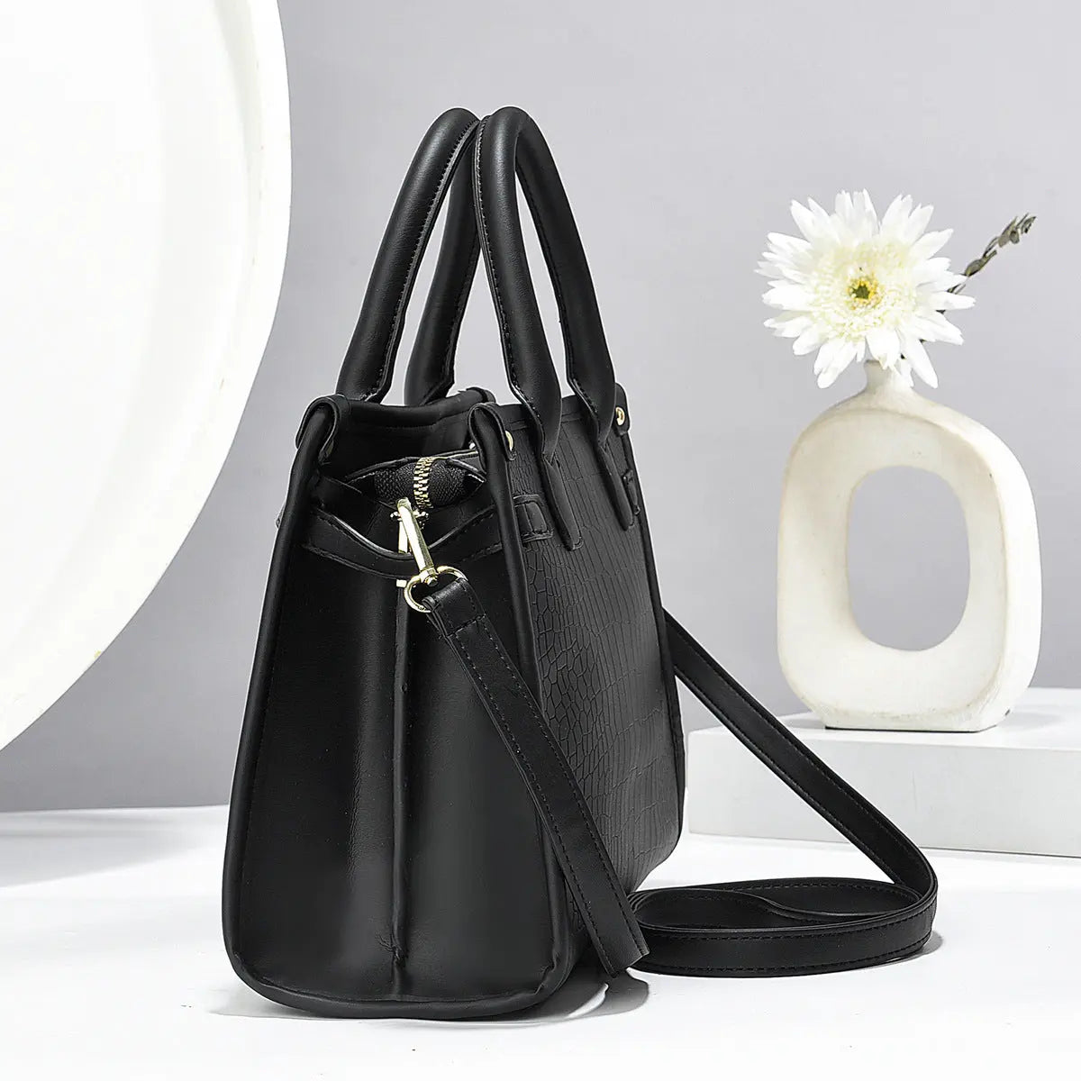 Sac à main élégant effet crocodile – Précommande - UMII