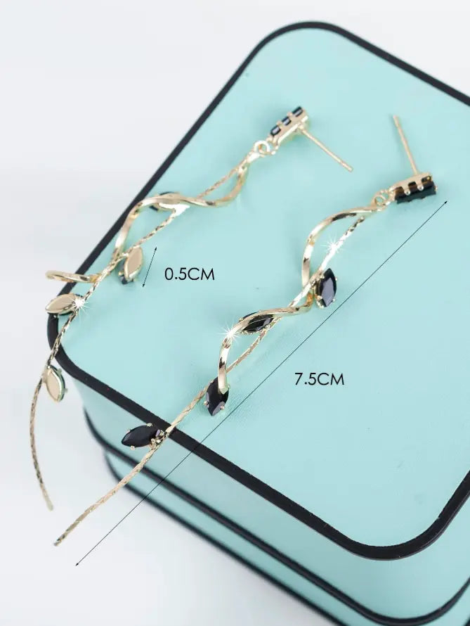 Boucles d’oreilles Pendentif Long – Élégance Feuille & Cristaux UMII