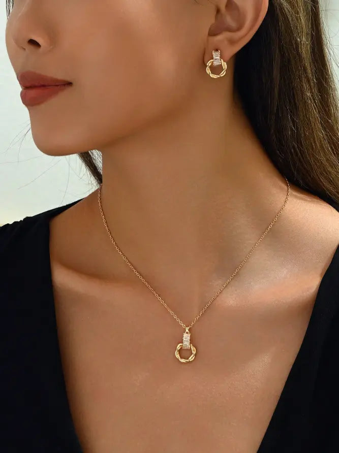 Set Collier & Boucles d’Oreilles – Cercle Élégant Strass UMII