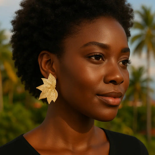 Boucles d’oreilles en forme de feuille – Doré texturé UMII