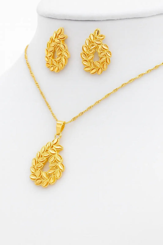Ensemble collier et boucles d’oreilles dorés – Feuillage élégant UMII