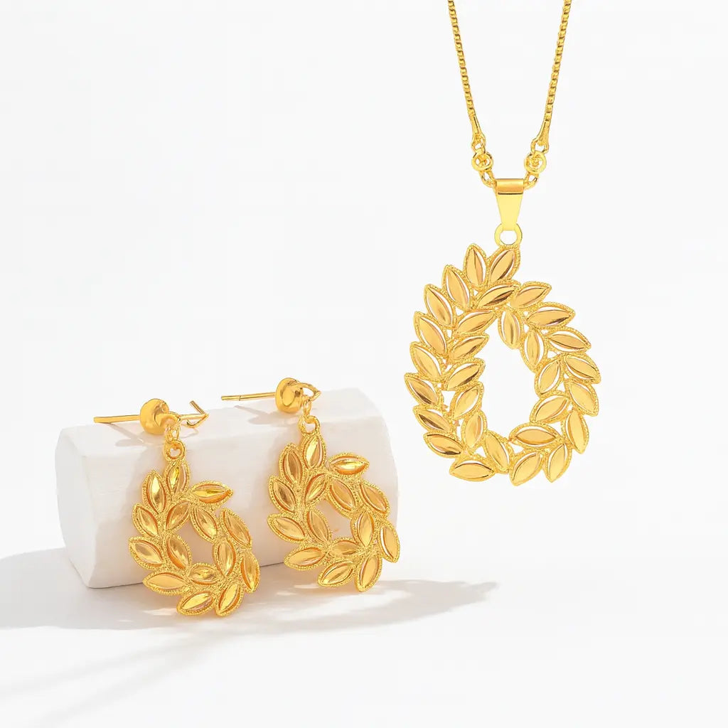 Ensemble collier et boucles d’oreilles dorés – Feuillage élégant UMII