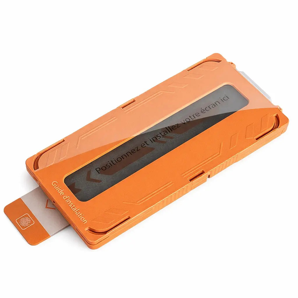 Coque magnétique en acrylique – finition givrée UMII